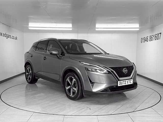 Nissan Qashqai 1.3 DiG-T MH N-Connecta 5dr