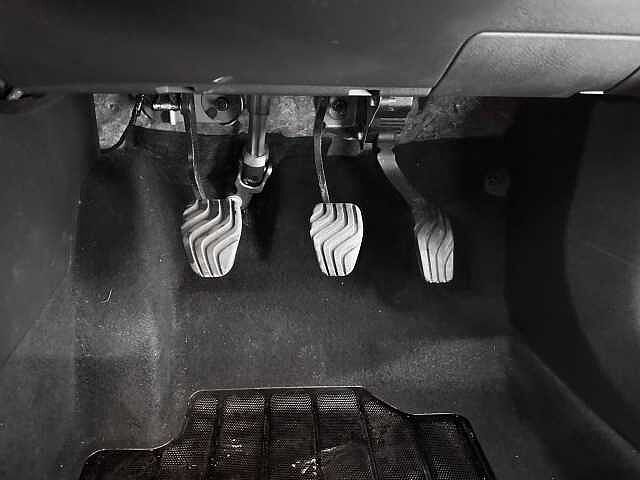 Nissan Juke 1.0 DiG-T 114 N-Connecta 5dr