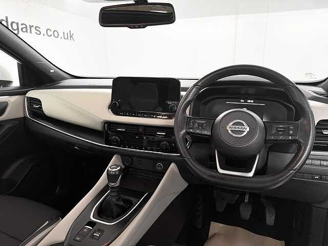 Nissan Qashqai 1.3 DiG-T MH Tekna 5dr