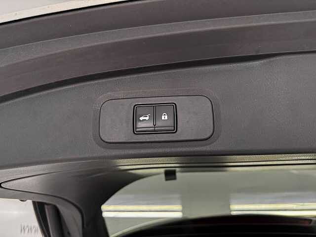 Nissan Qashqai 1.3 DiG-T MH Tekna 5dr