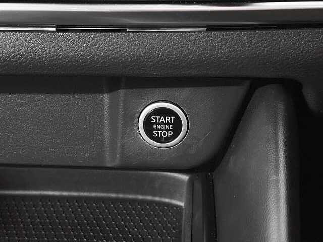 Nissan Qashqai 1.3 DiG-T MH N-Connecta 5dr