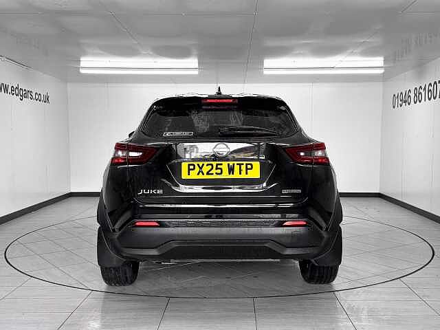 Nissan Juke 1.6 Hybrid N-Connecta 5dr Auto