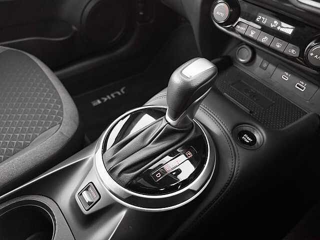 Nissan Juke 1.6 Hybrid N-Connecta 5dr Auto