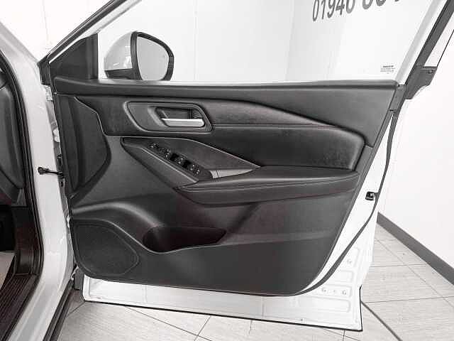 Nissan Qashqai 1.3 DiG-T MH Acenta Premium 5dr