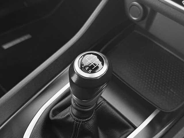 Nissan Qashqai 1.3 DiG-T MH Acenta Premium 5dr