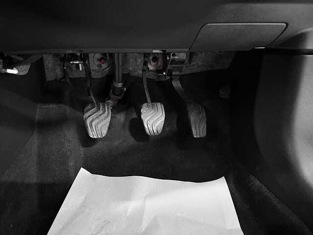 Nissan Juke 1.0 DiG-T 114 Tekna 5dr