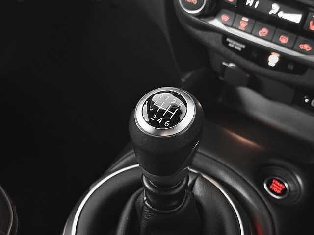 Nissan Juke 1.0 DiG-T 114 Tekna 5dr