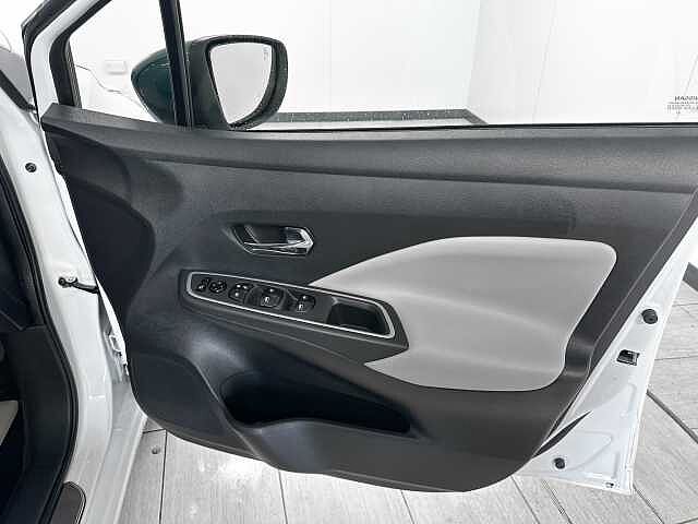 Nissan Micra 1.0 IG-T 92 Tekna 5dr