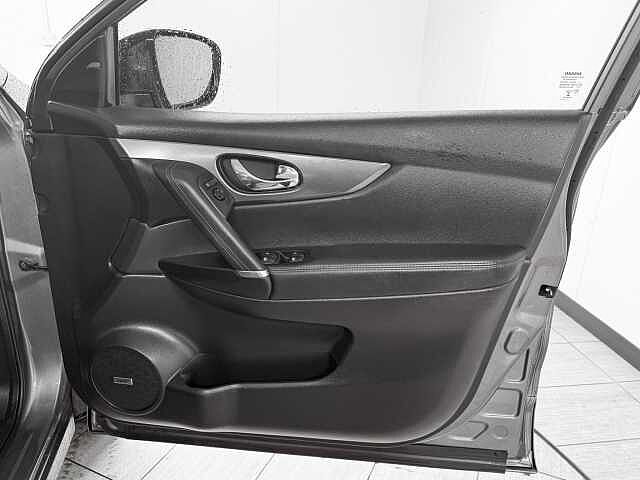 Nissan Qashqai 1.7 dCi Tekna+ 5dr 4WD CVT