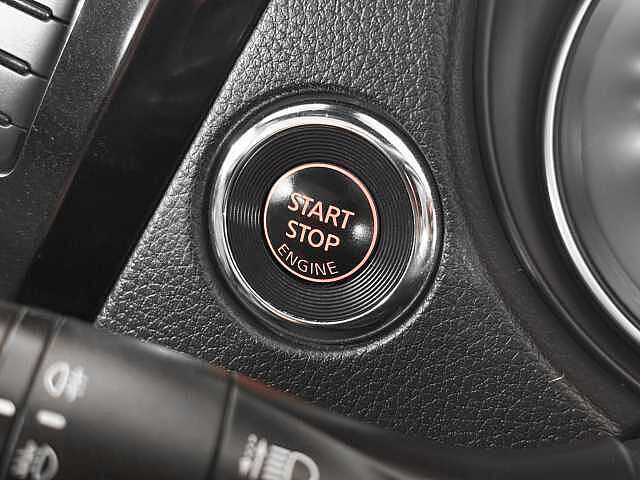 Nissan Qashqai 1.7 dCi Tekna+ 5dr 4WD CVT