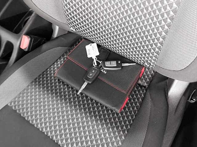 Nissan Micra 1.0 IG-T 92 Acenta 5dr