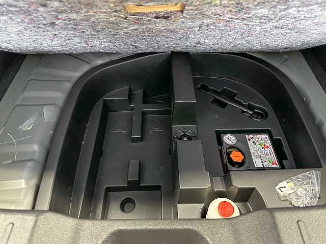 Nissan Juke 1.0 DiG-T 114 N-Connecta 5dr