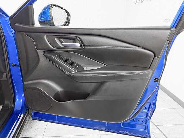 Nissan Qashqai 1.3 DiG-T MH 158 N-Connecta 5dr Xtronic