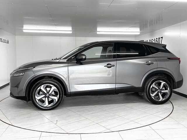 Nissan Qashqai 1.3 DiG-T MH 158 N-Connecta 5dr