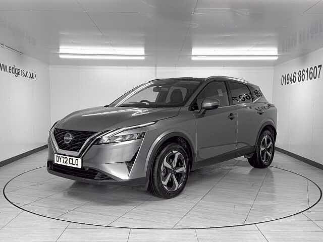 Nissan Qashqai 1.3 DiG-T MH N-Connecta 5dr