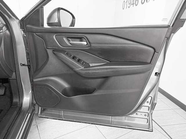 Nissan Qashqai 1.3 DiG-T MH N-Connecta 5dr