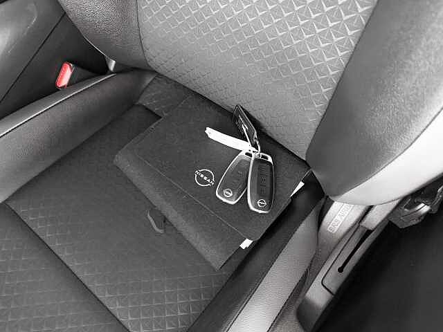 Nissan Juke 1.0 DiG-T 114 N-Connecta 5dr