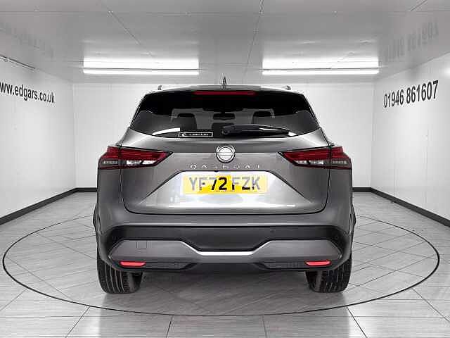 Nissan Qashqai 1.3 DiG-T MH Tekna 5dr