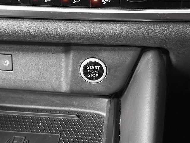 Nissan Qashqai 1.3 DiG-T MH Tekna 5dr