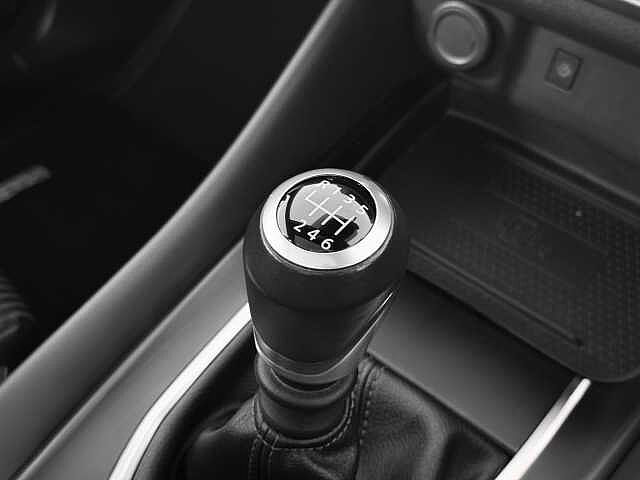 Nissan Qashqai 1.3 DiG-T MH Tekna 5dr