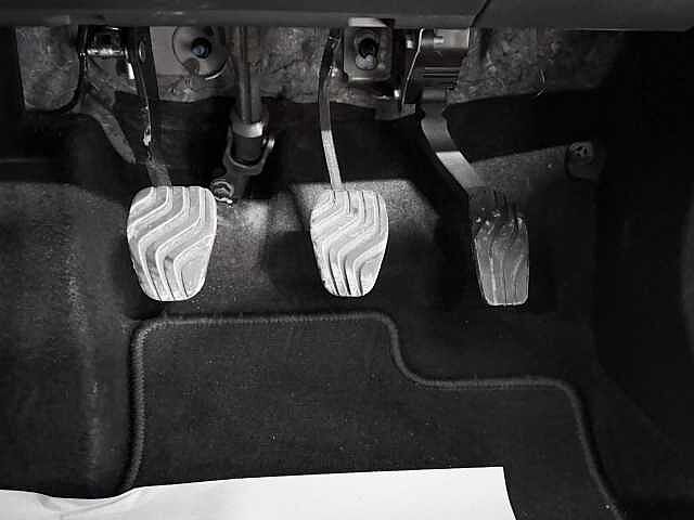 Nissan Juke 1.0 DiG-T 114 N-Connecta 5dr