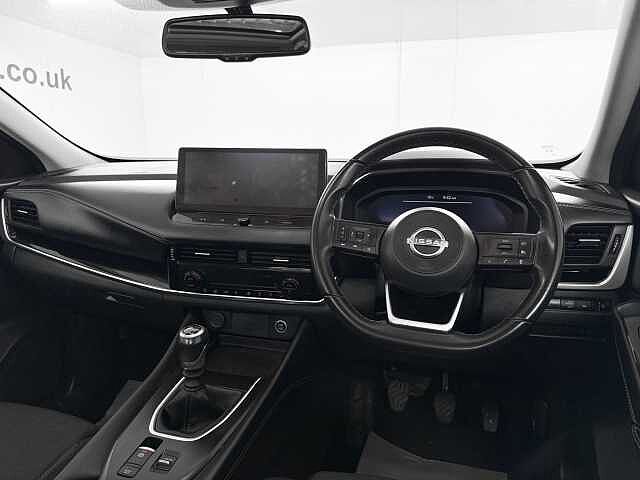 Nissan Qashqai 1.3 DiG-T MH N-Connecta 5dr