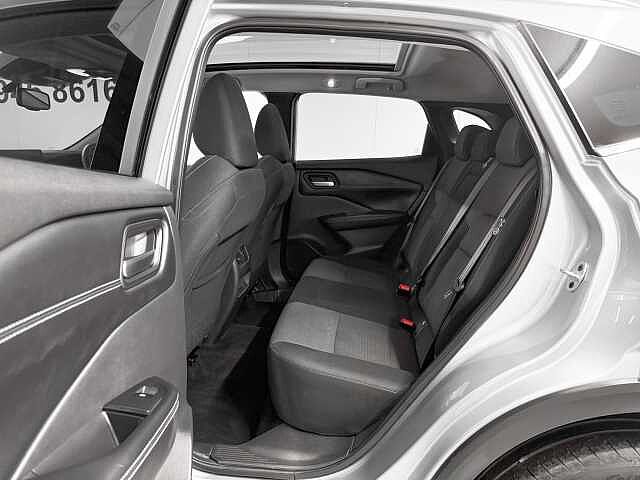 Nissan Qashqai 1.3 DiG-T MH N-Connecta 5dr