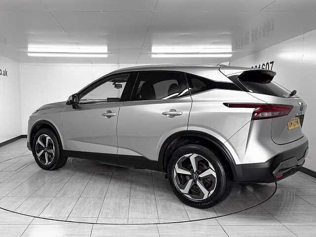 Nissan Qashqai 1.3 DiG-T MH N-Connecta 5dr