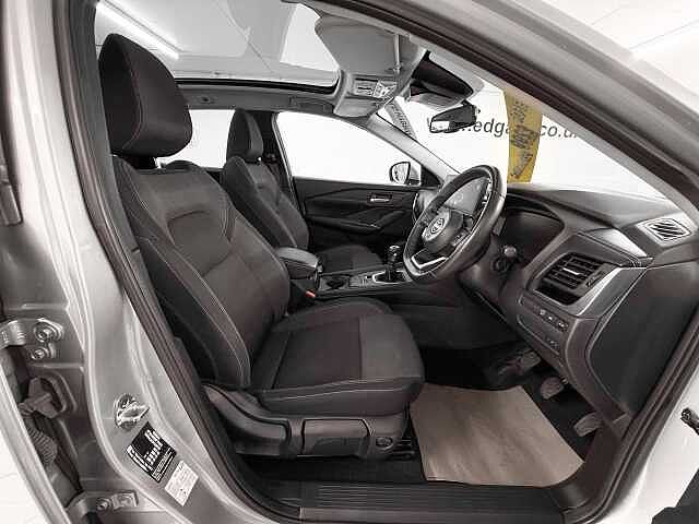 Nissan Qashqai 1.3 DiG-T MH 158 N-Connecta 5dr