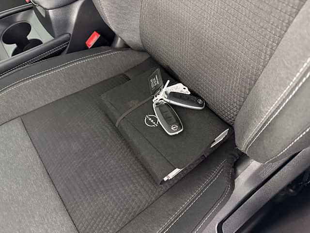 Nissan Qashqai 1.3 DiG-T MH 158 N-Connecta 5dr