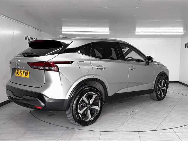 Nissan Qashqai 1.3 DiG-T MH 158 N-Connecta 5dr