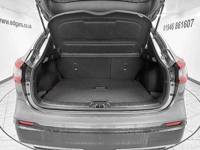 Nissan Qashqai 1.2 DiG-T Tekna 5dr