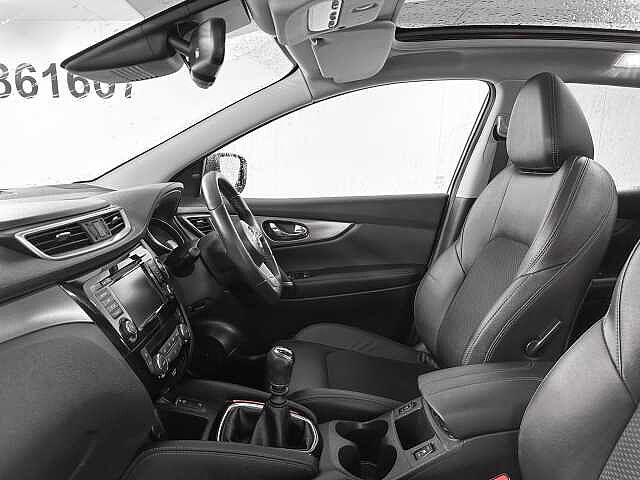 Nissan Qashqai 1.2 DiG-T Tekna 5dr