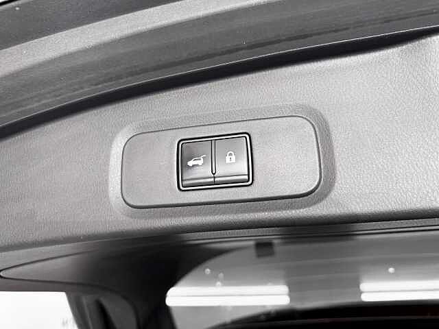 Nissan Qashqai 1.3 DiG-T MH Tekna 5dr