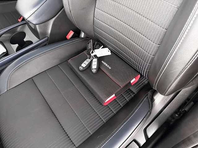 Nissan Qashqai 1.3 DiG-T MH Tekna 5dr