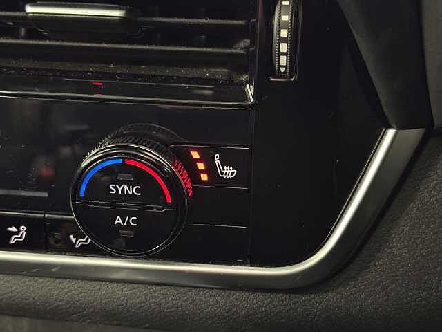 Nissan Qashqai 1.3 DiG-T MH Tekna 5dr